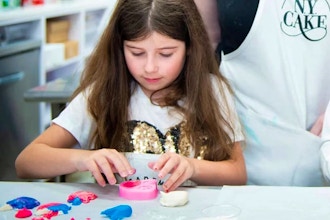Sweet Artistry Kids Camp: Jeff Koons Balloon Dog Candy Mosaic